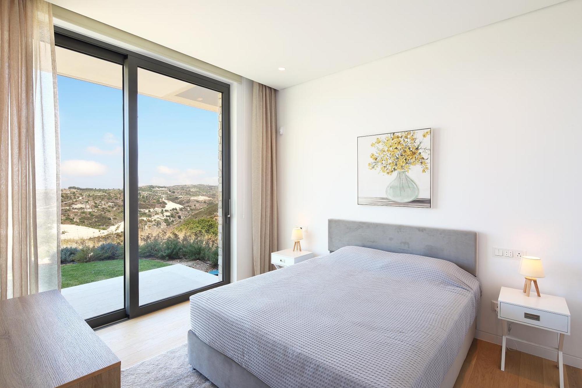 Minthis Resort Tsadha Exteriér fotografie A bedroom